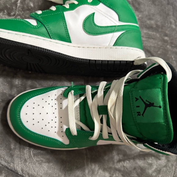 Nike Kids Green and White High-Top Sneakers - Picture 3 of 4